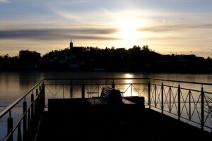 Solnedgång över vattnet i Stockholm